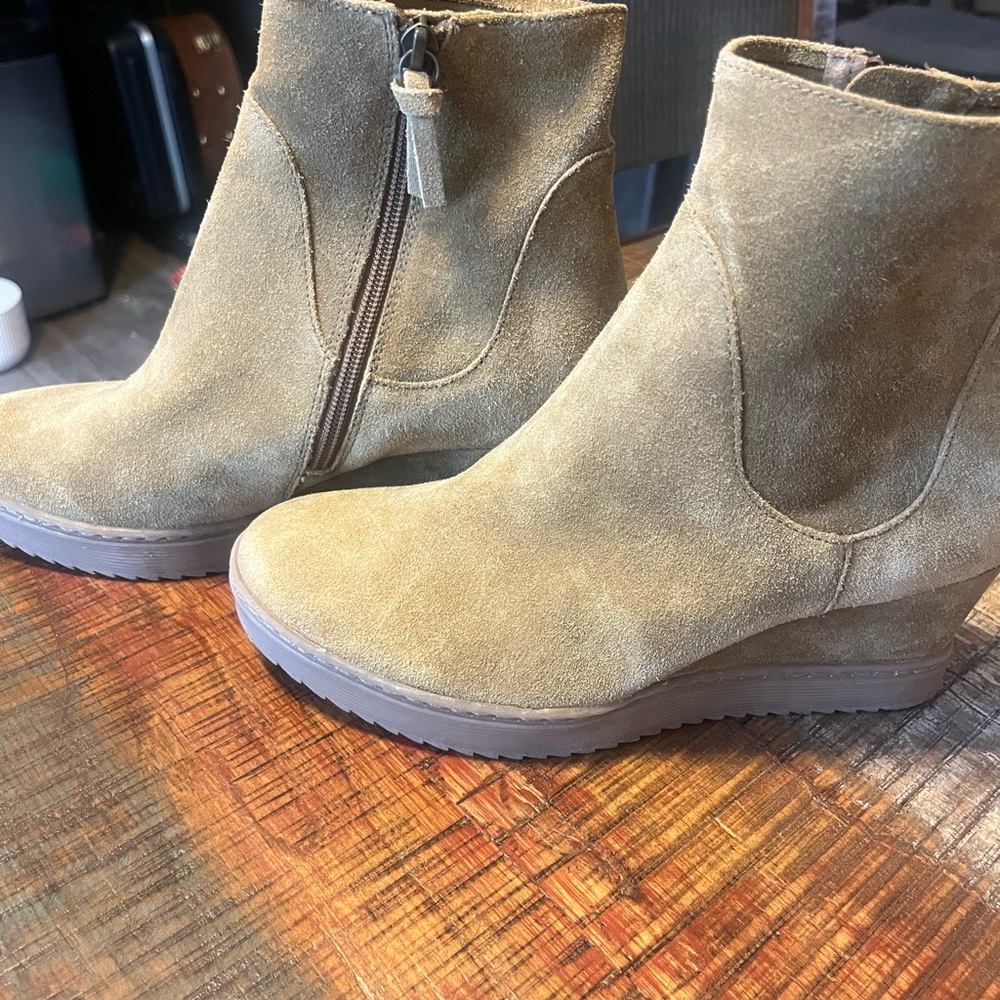 Aqua Tan Suede Wedge Ankle Boots